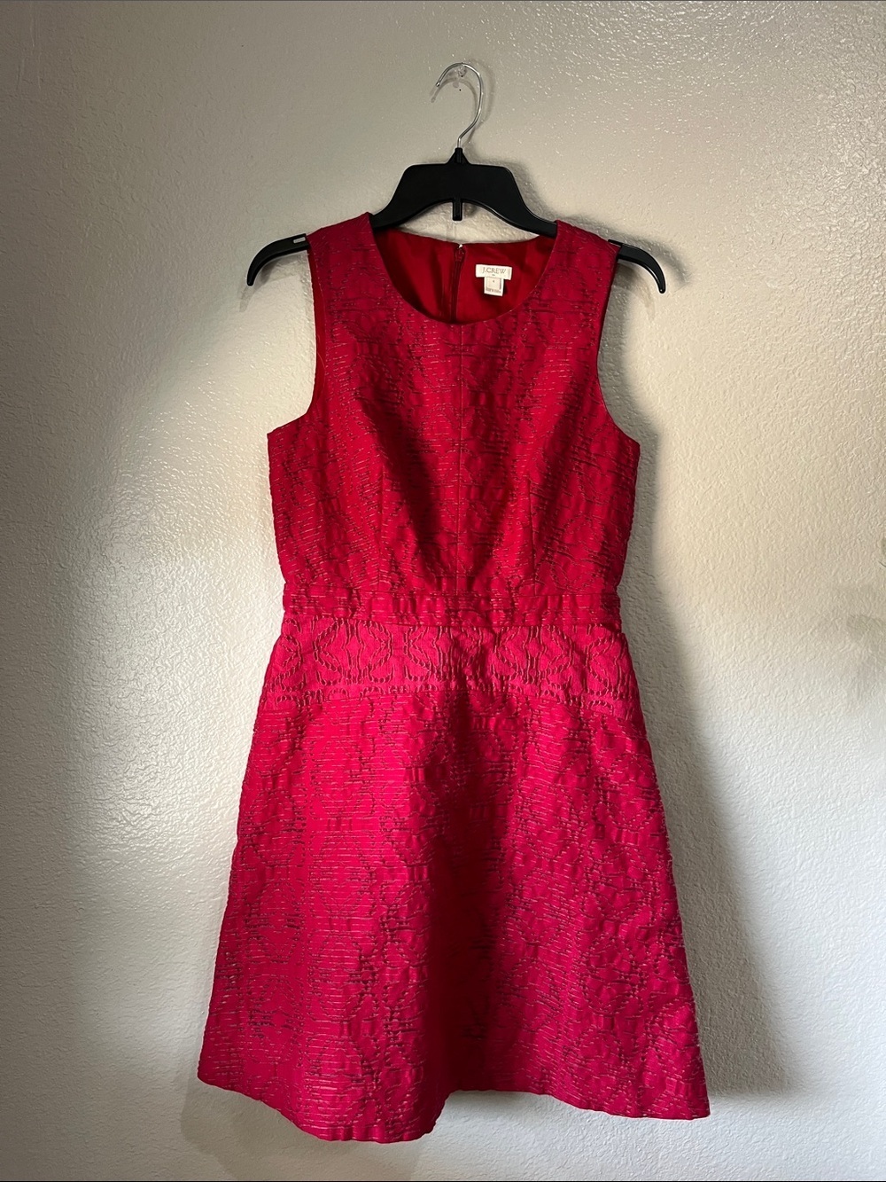 J. Crew Fuchsia Textured Sleeveless Fit-and-Flare Dress Sz 4 Lined Summer TC0183